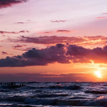 Omi Колобжег