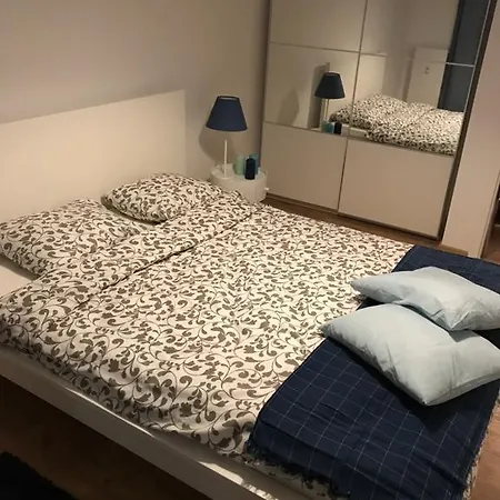 Апартаменти Omi