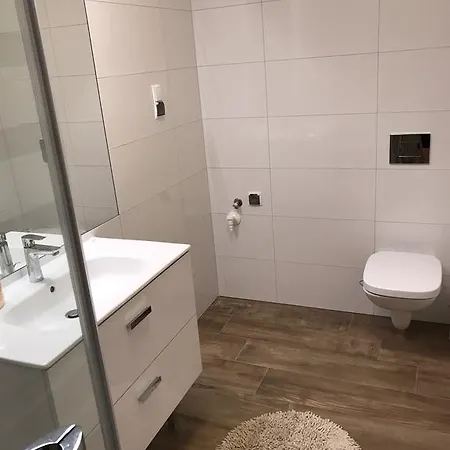 Omi Колобжег